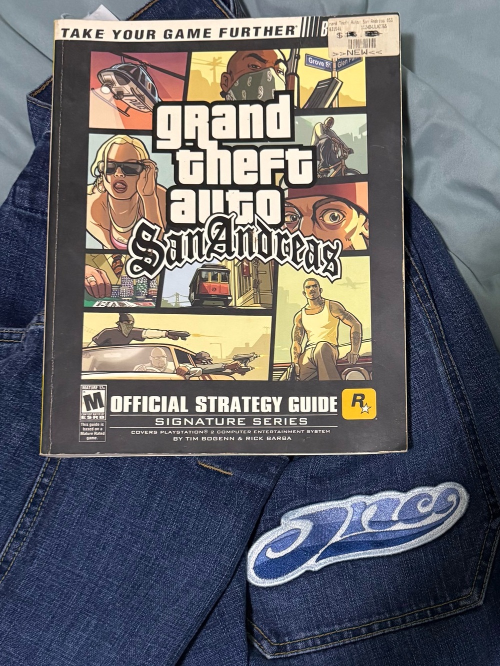Grand Theft Auto San Andreas Strategy Guide- Signature Series w/ Fold Out Map